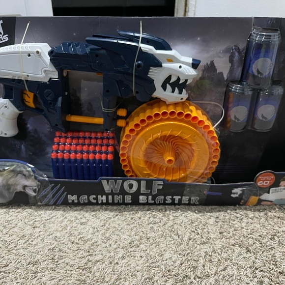 Wolf Machine Blaster Toy - Blue and Orange - Picture 1 of 1